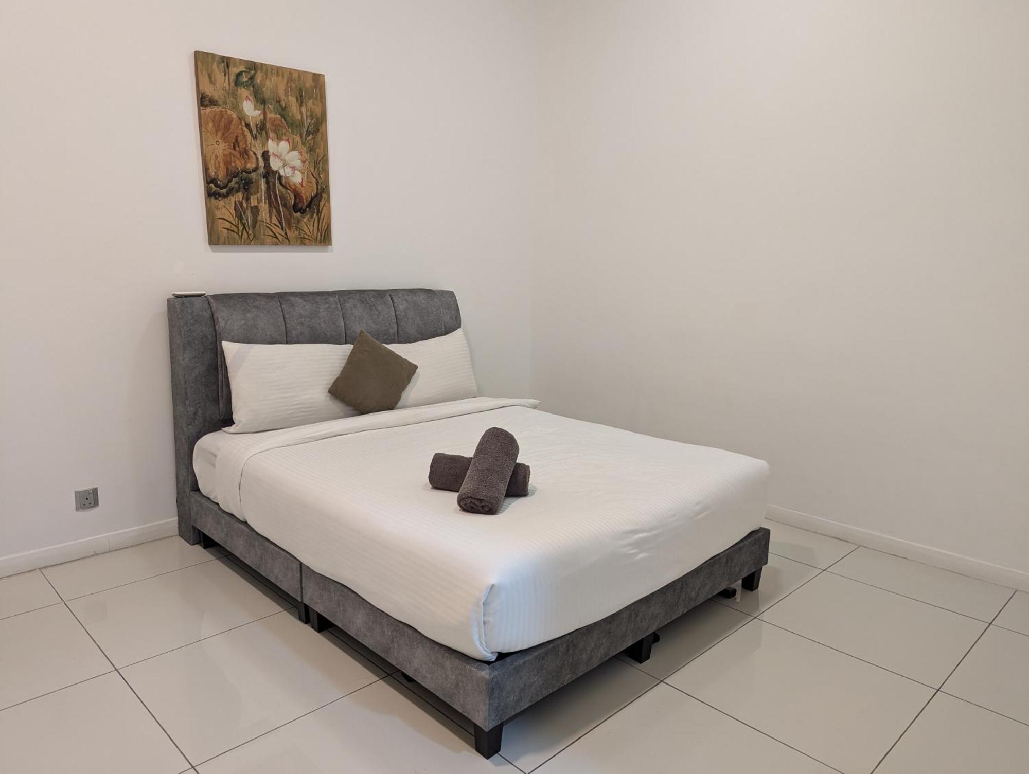 M City Majesty Apartemen *